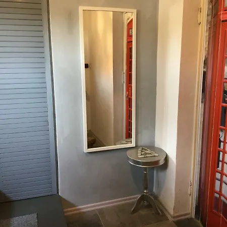 Costa Apartment *