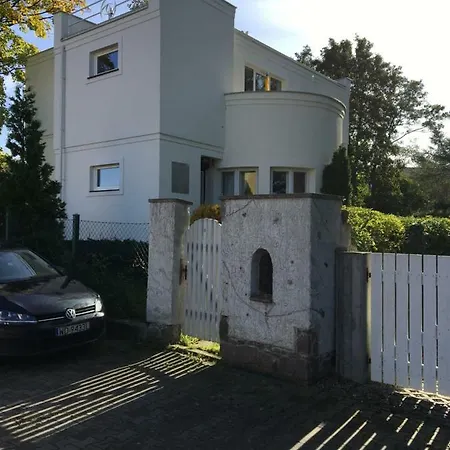 Costa Apartment
