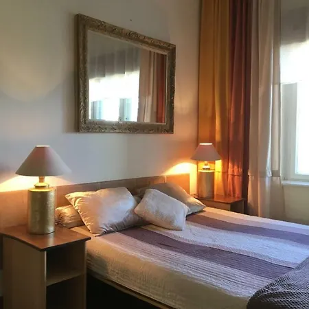 Apartment Costa *